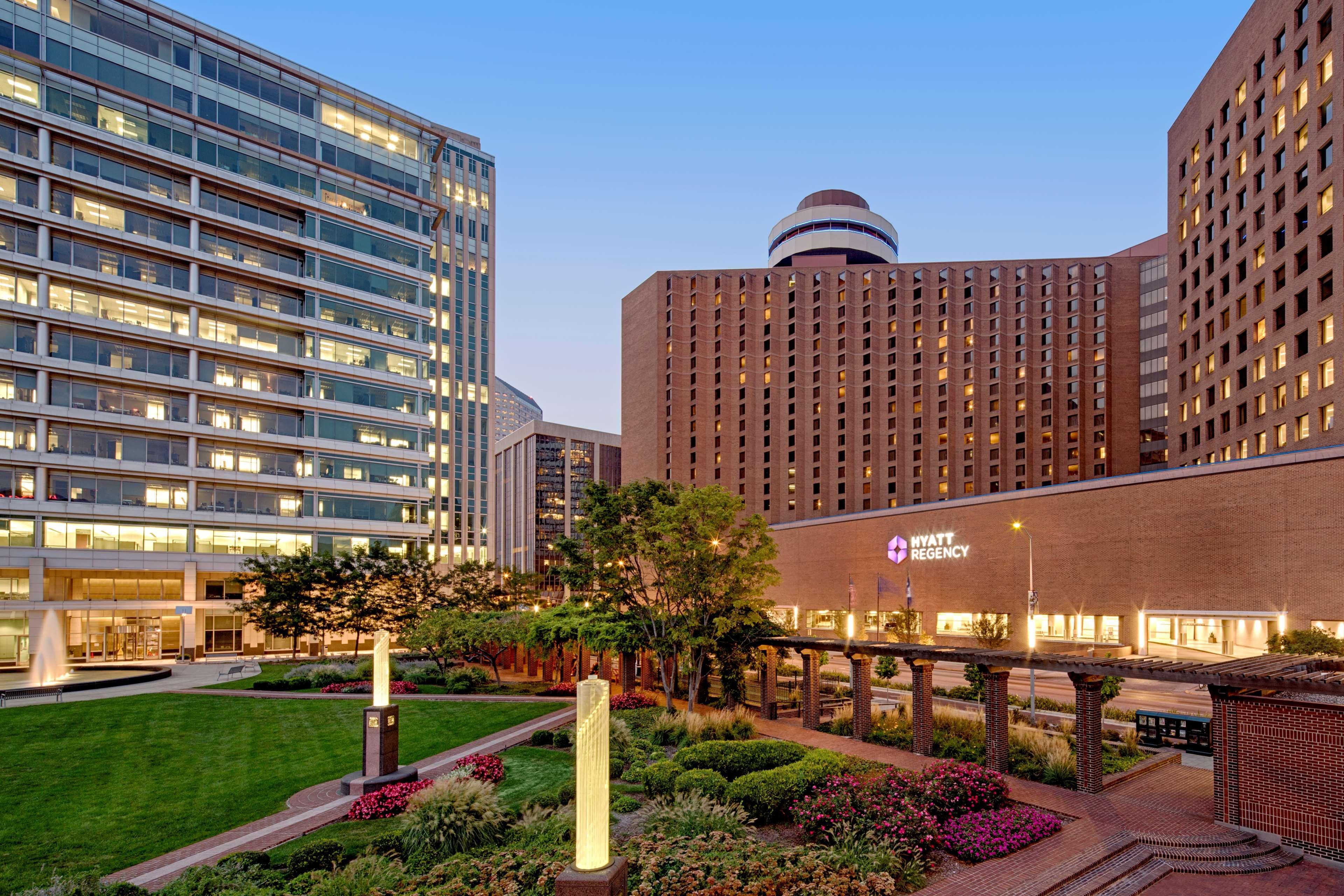 Hotel Hyatt Regency Indianapolis At State Capitol Extérieur photo